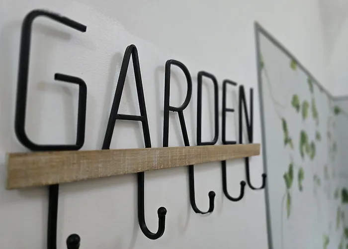 Дом отдыха Garden House *